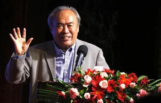 脱粉还脱的这么“大义凌然”，让人大跌眼镜。